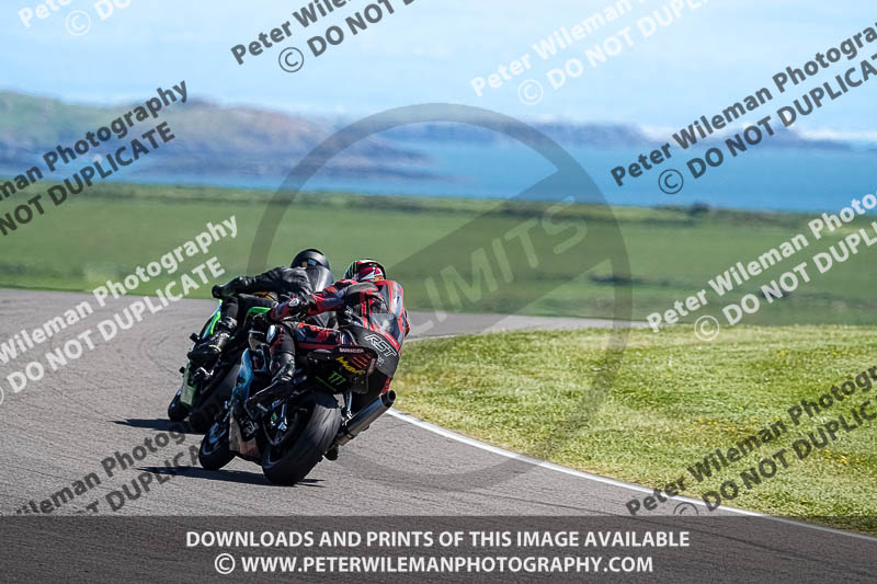 anglesey no limits trackday;anglesey photographs;anglesey trackday photographs;enduro digital images;event digital images;eventdigitalimages;no limits trackdays;peter wileman photography;racing digital images;trac mon;trackday digital images;trackday photos;ty croes